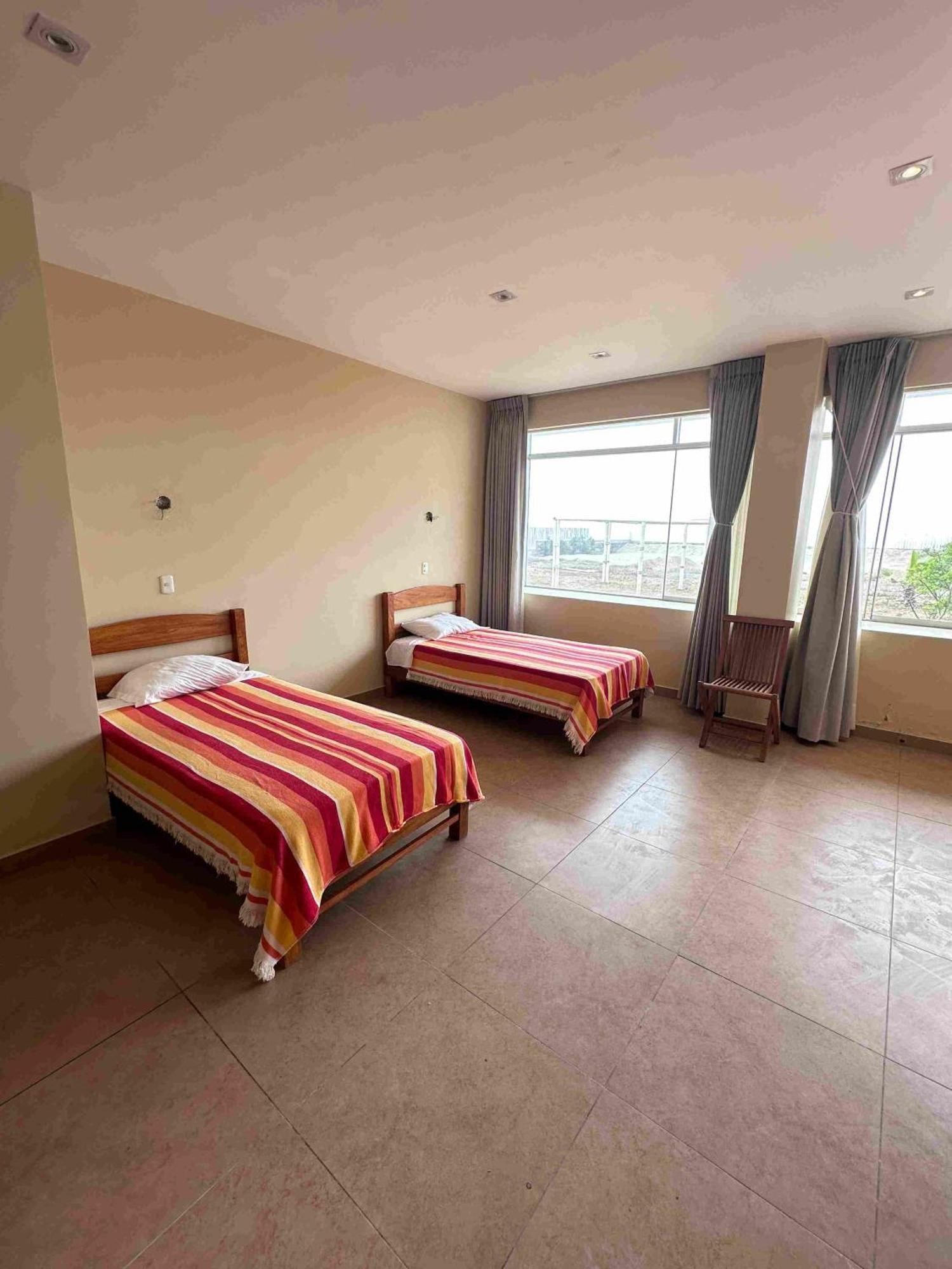 Yolo House Peru Bed & Breakfast อาเซีย ภายนอก รูปภาพ