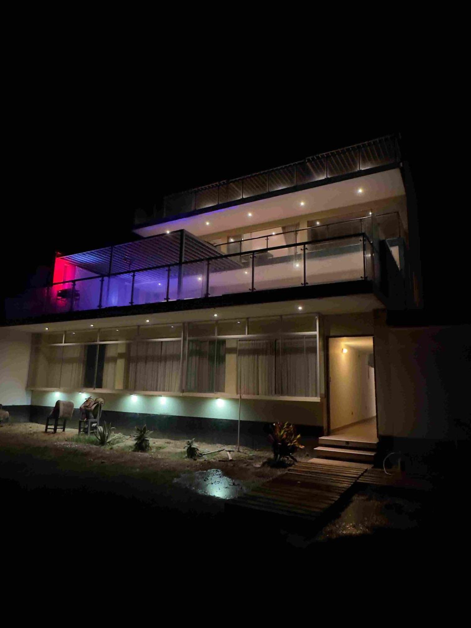 Yolo House Peru Bed & Breakfast อาเซีย ภายนอก รูปภาพ